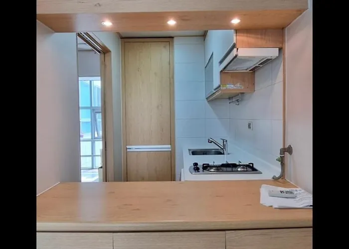 Apartment Hongdae Sinchon Mountain View *